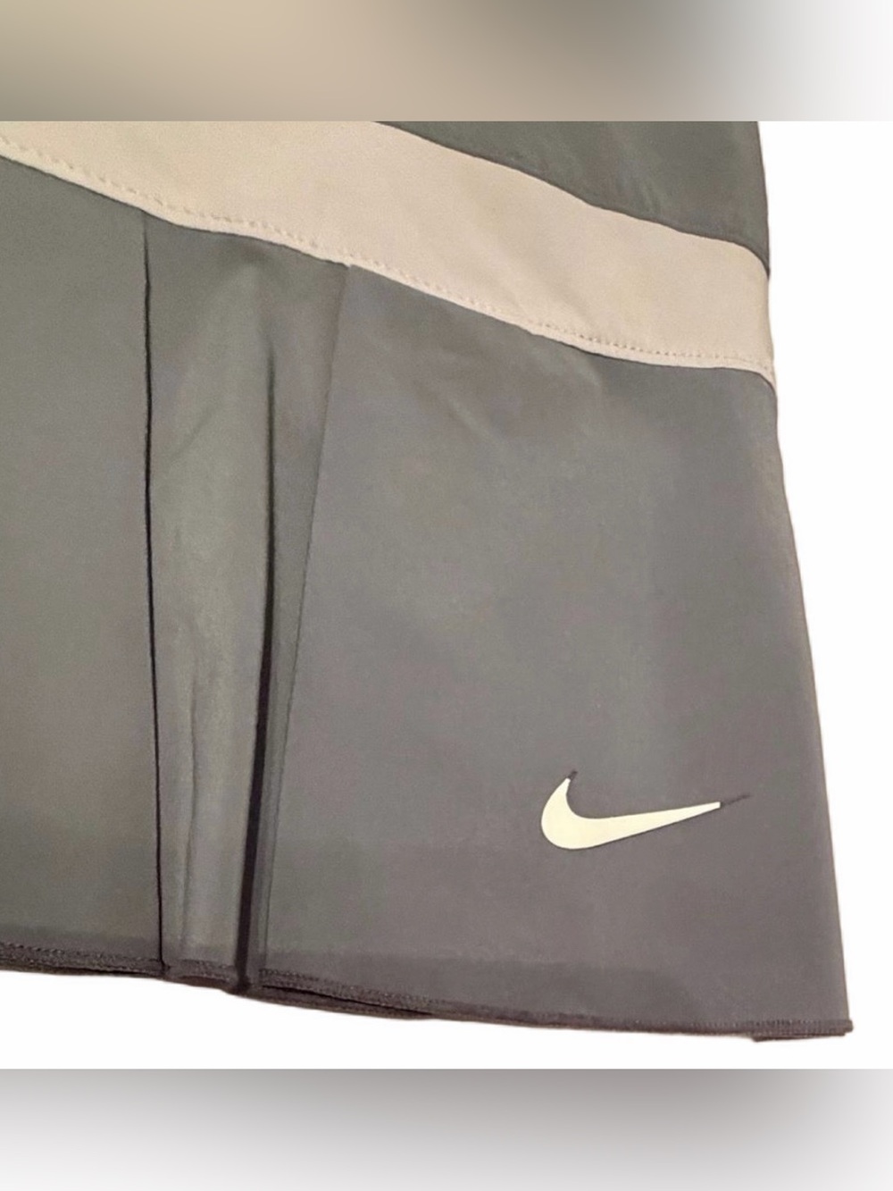 NIKE Victory Dri-Fit Gray with Light Gray Stripe Pleated Athletic Skort - Picture 3 of 10